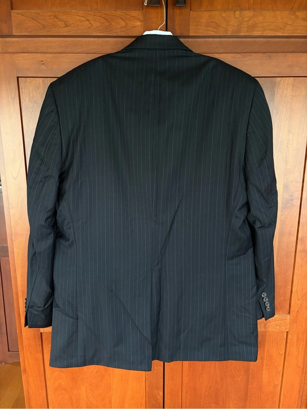Lauren Ralph Lauren Mens 42L 2 Piece Suit Wool navy pinstripes. W36 L31 cuffed